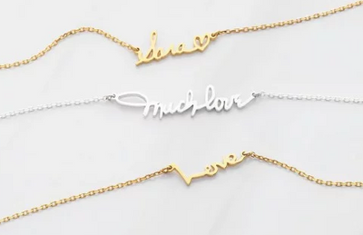 Our Guide To Buying The Perfect Looking Grandma Necklace with Grandkids Names