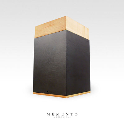 Meta – Maple Wood Cremation Urn