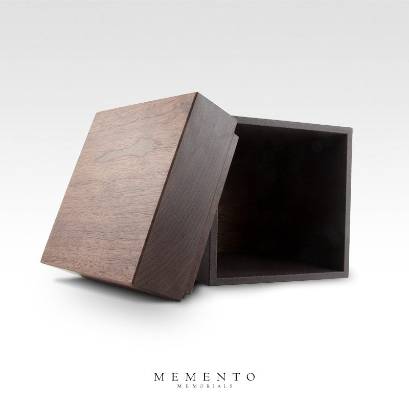 Meta – Black Walnut Wood Cremation Urn